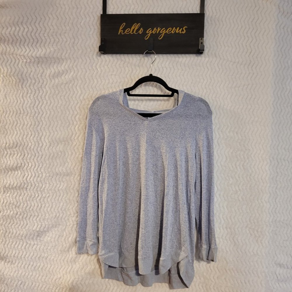 SUNDAY GREY LONG SLEEVE KNIT HOODIE SIZE L
